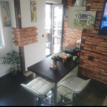 Apartman студио в стария град в бански стил *